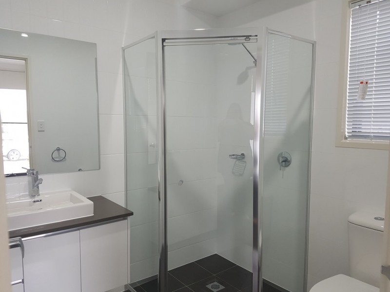 11 Blacksmith Cres, Cobbitty NSW 2570