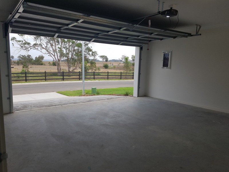 11 Blacksmith Cres, Cobbitty NSW 2570