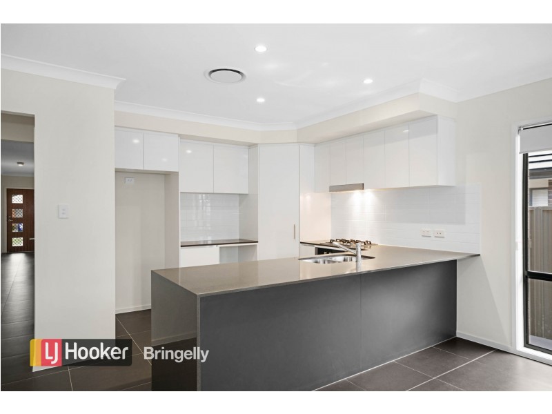 38 Goodluck Circuit, Cobbitty NSW 2570