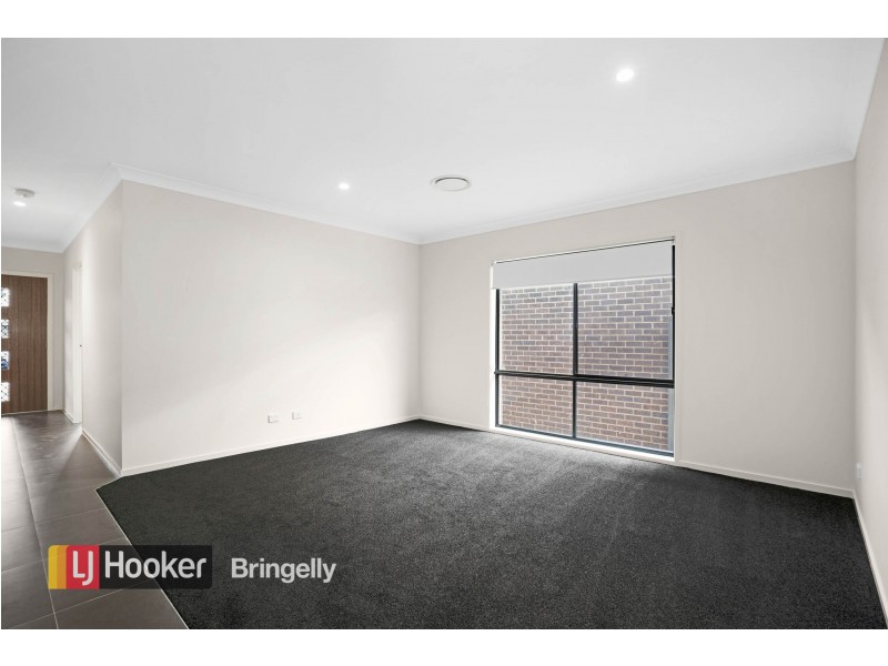 38 Goodluck Circuit, Cobbitty NSW 2570