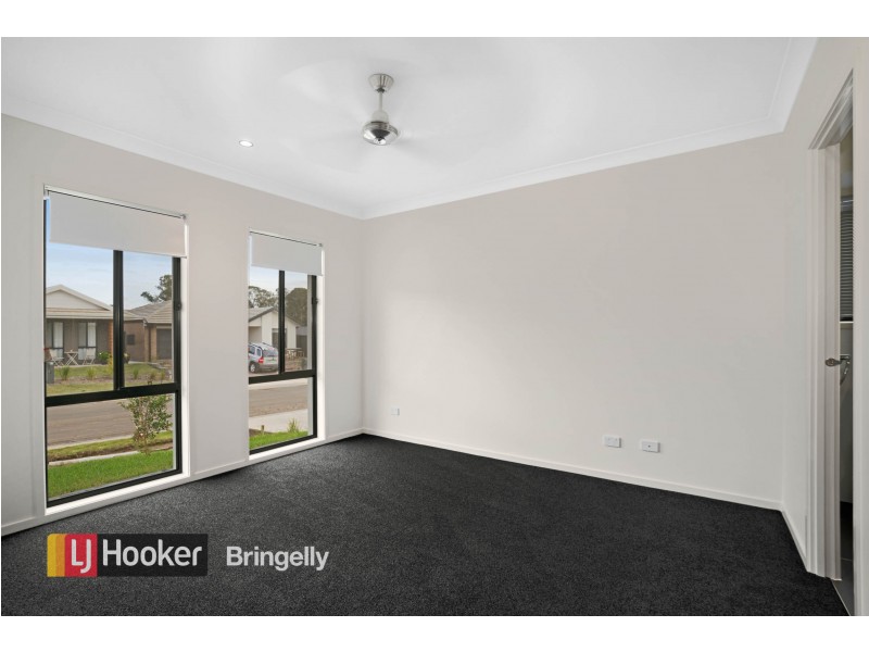 38 Goodluck Circuit, Cobbitty NSW 2570