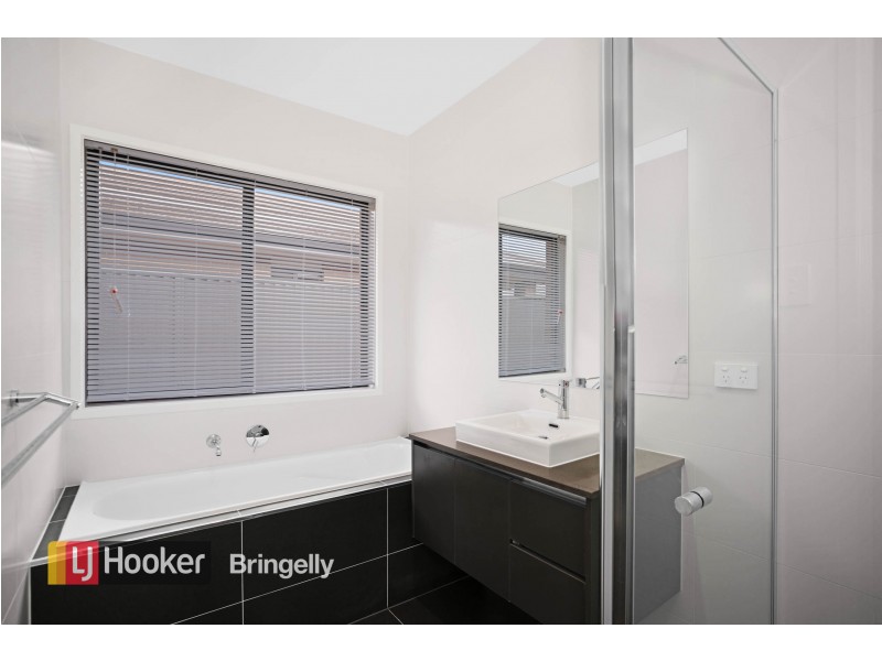 38 Goodluck Circuit, Cobbitty NSW 2570