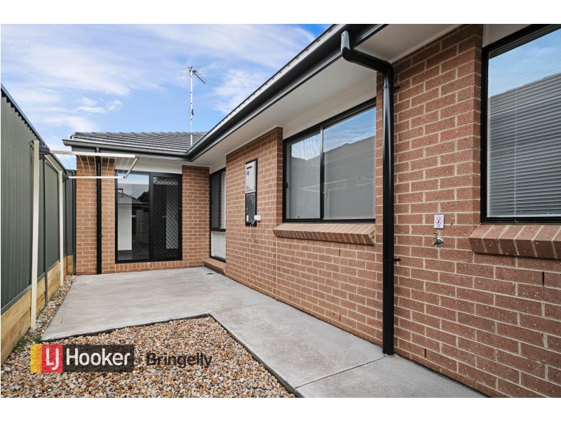 38 Goodluck Circuit, Cobbitty NSW 2570