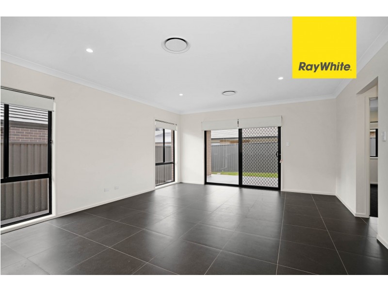 38 Goodluck Circuit, Cobbitty NSW 2570