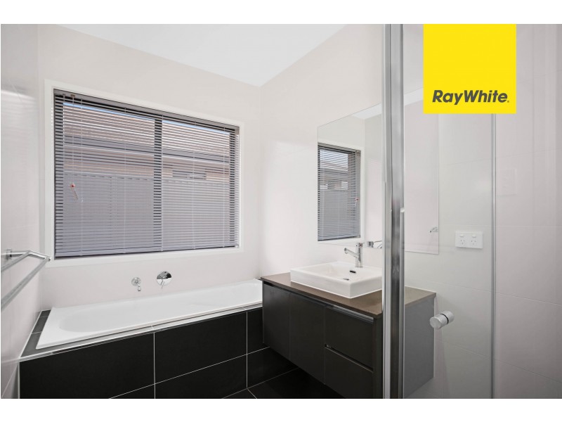 38 Goodluck Circuit, Cobbitty NSW 2570