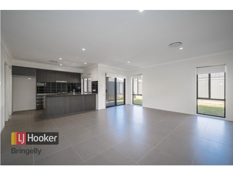 59 Goodluck Circuit, Cobbitty NSW 2570