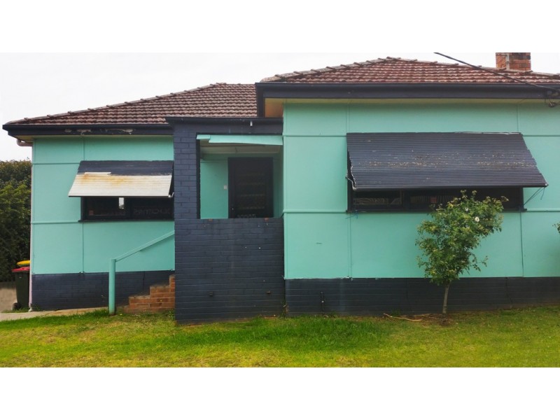 5 Somerset Ave, Narellan NSW 2567