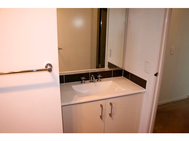 28 Belmont St, Spring Farm NSW 2570
