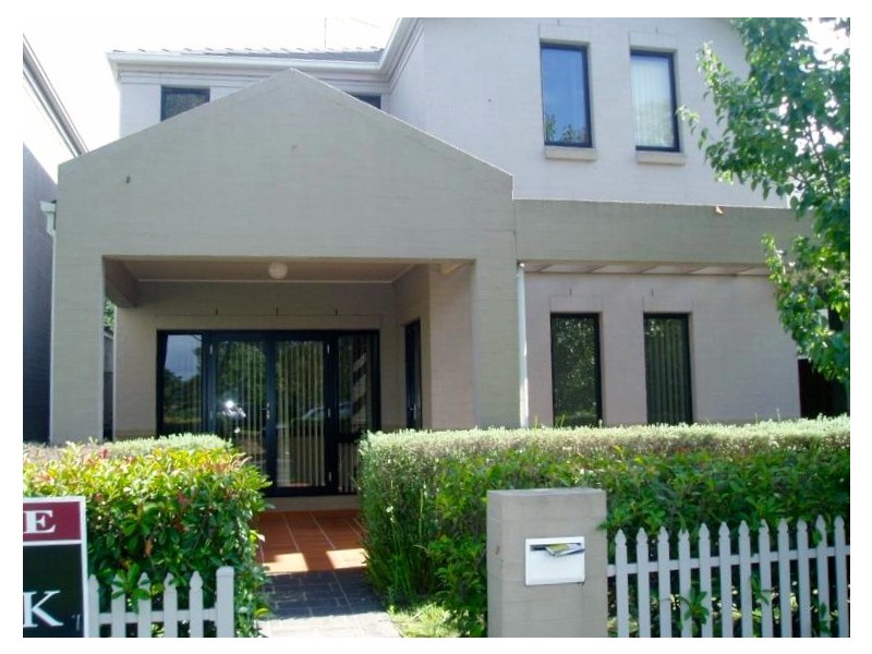 44 Birriwa Circuit, Mount Annan NSW 2567