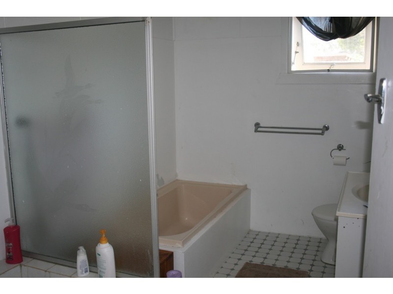 15 Brigalow Avenue, Camden South NSW 2570