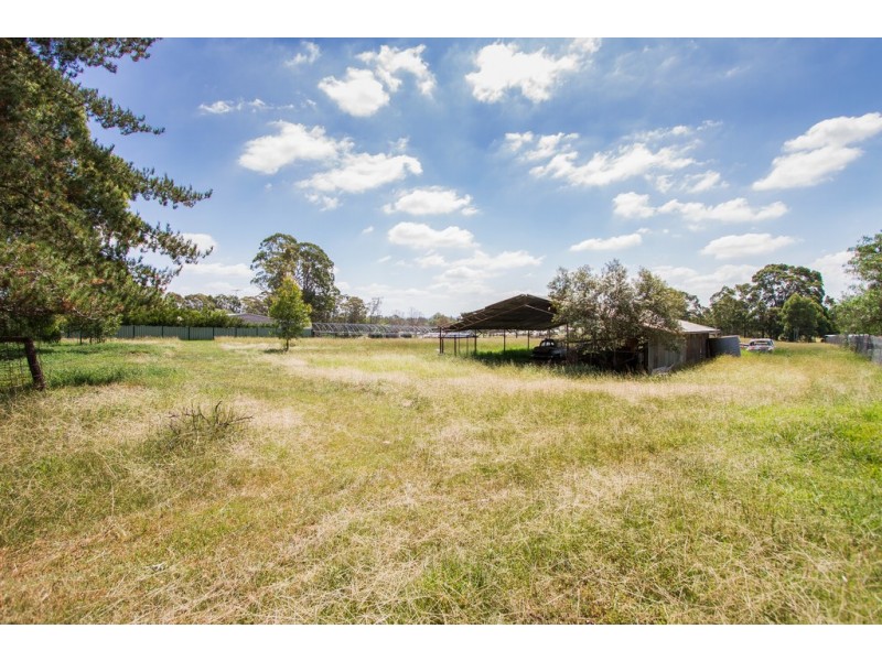 130 Avon Rd, Bringelly NSW 2556