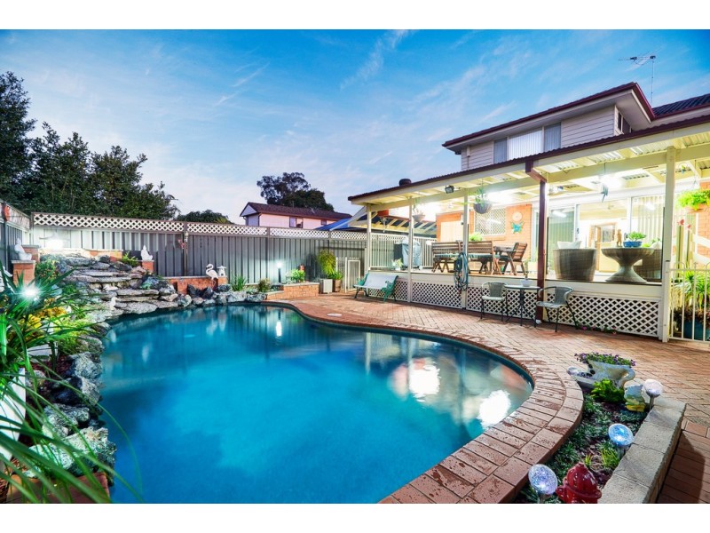 25 Dunstan Ave, Milperra NSW 2214