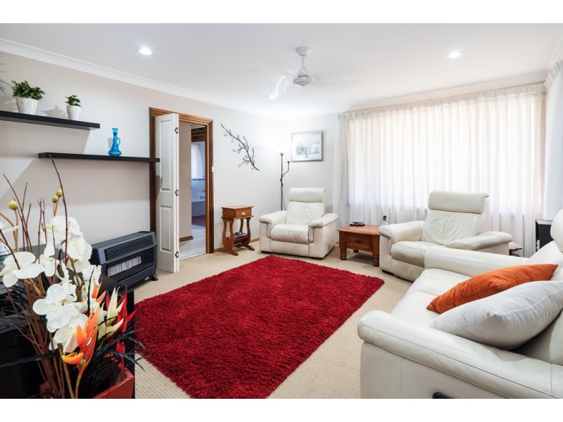 25 Dunstan Ave, Milperra NSW 2214