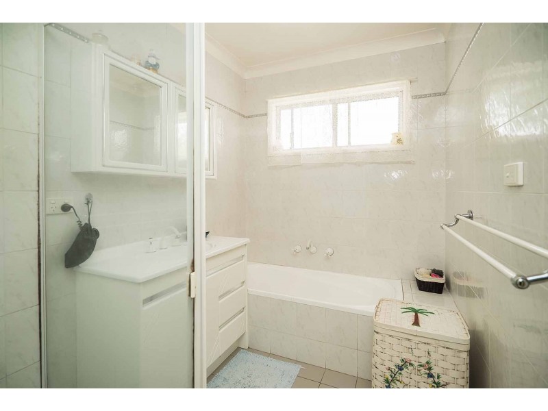 19 Francis St, Bringelly NSW 2556