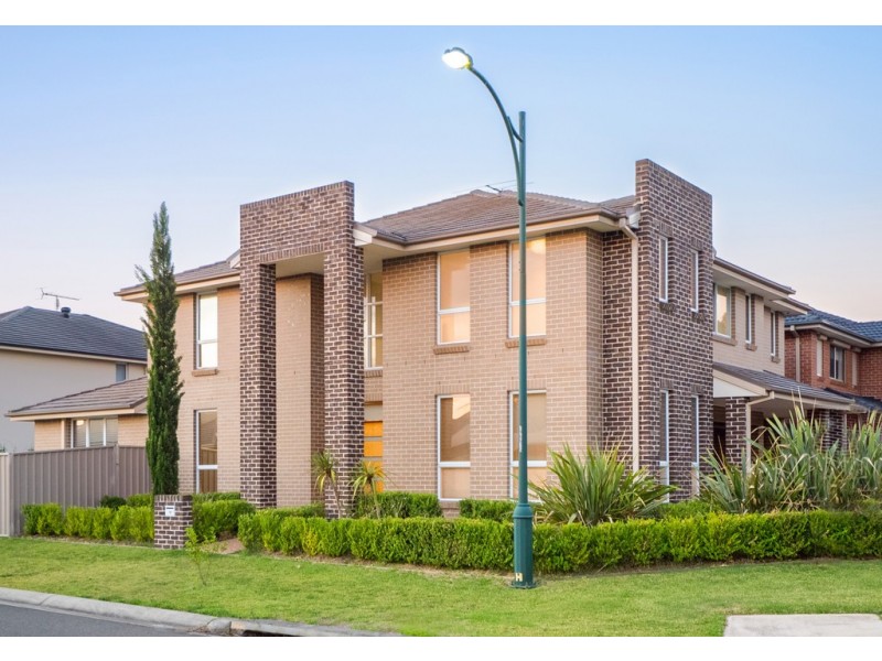 103 Sir Warwick Fairfax Drive, Harrington Park NSW 2567
