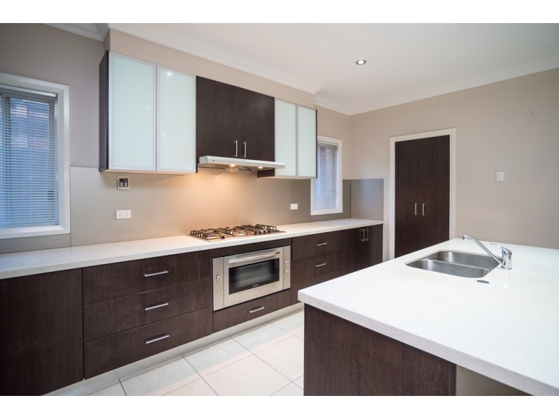 103 Sir Warwick Fairfax Drive, Harrington Park NSW 2567
