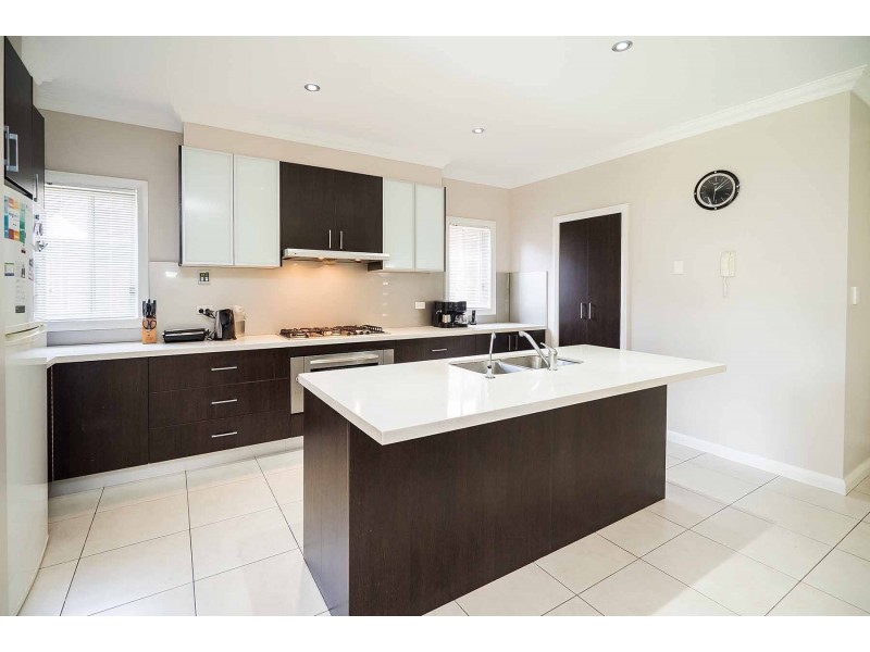 103 Sir Warwick Fairfax Drive, Harrington Park NSW 2567