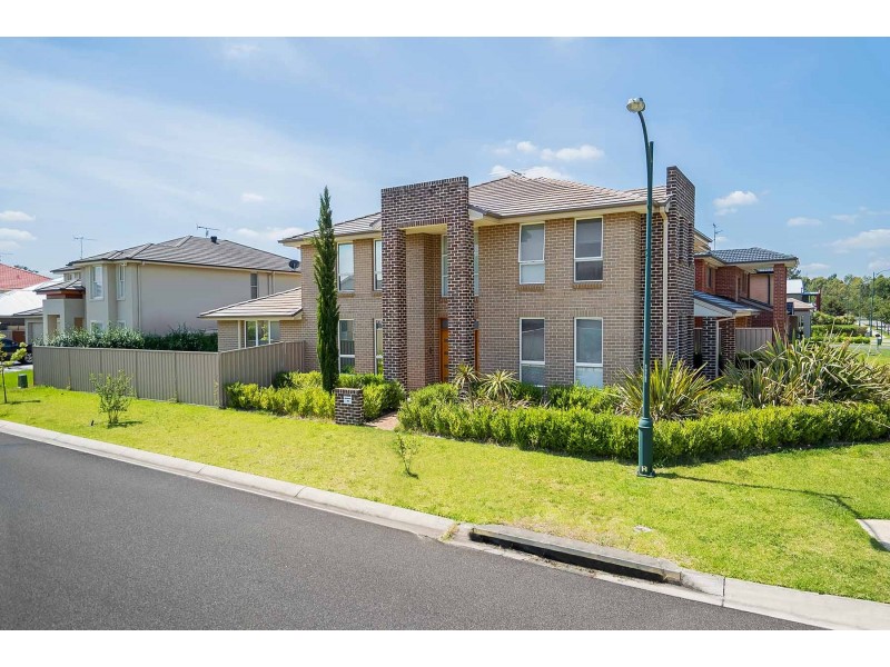 103 Sir Warwick Fairfax Drive, Harrington Park NSW 2567