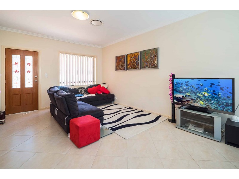 2/146 Picnic Point Road, Picnic Point NSW 2213