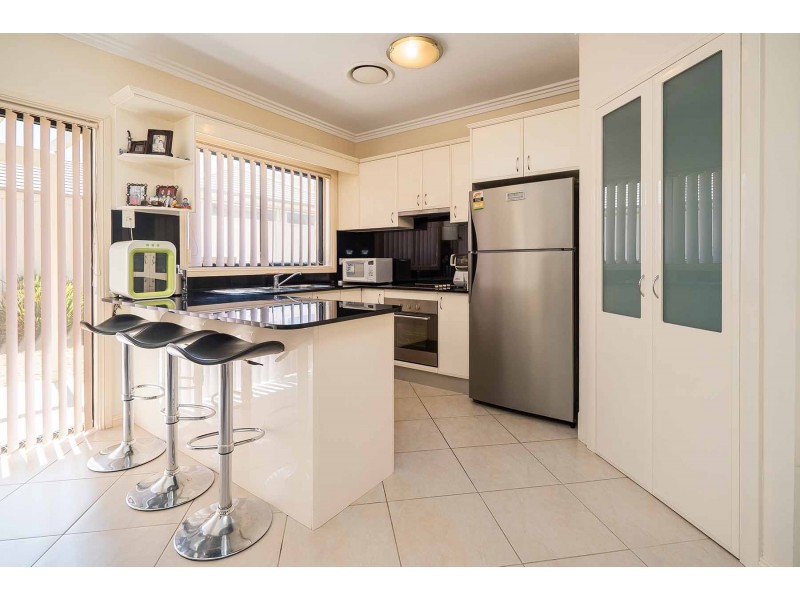 2/146 Picnic Point Road, Picnic Point NSW 2213