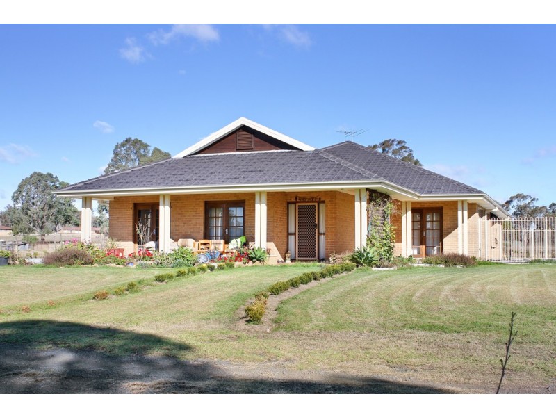 48 Bellfield Avenue, Rossmore NSW 2557