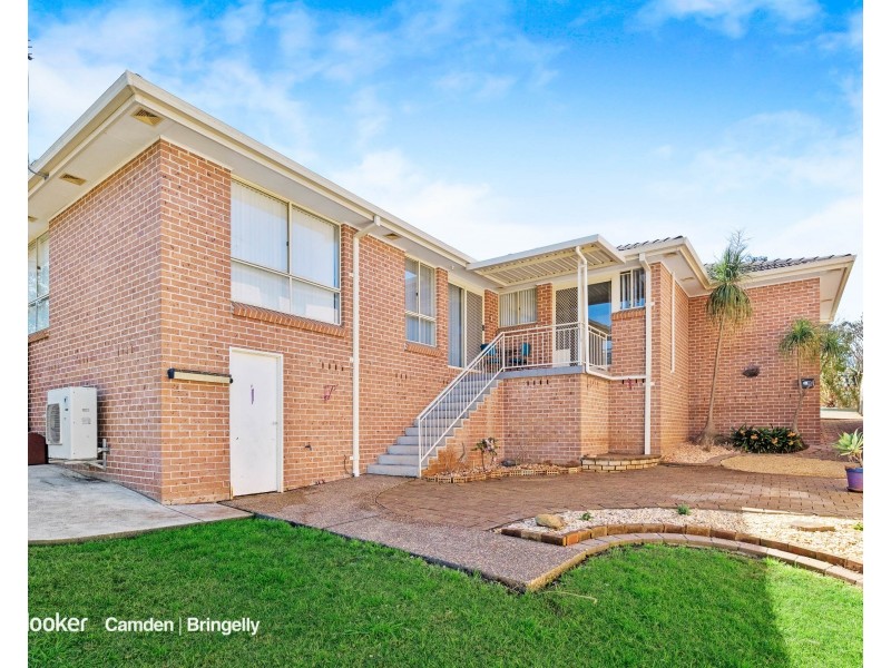 10 Boldrewood Ave, Casula NSW 2170