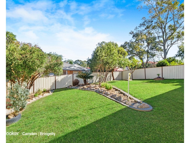 10 Boldrewood Ave, Casula NSW 2170