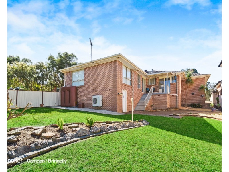 10 Boldrewood Ave, Casula NSW 2170