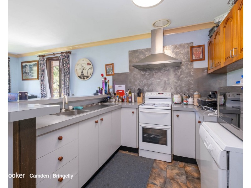 95 Calf Farm Road, Mount Hunter NSW 2570