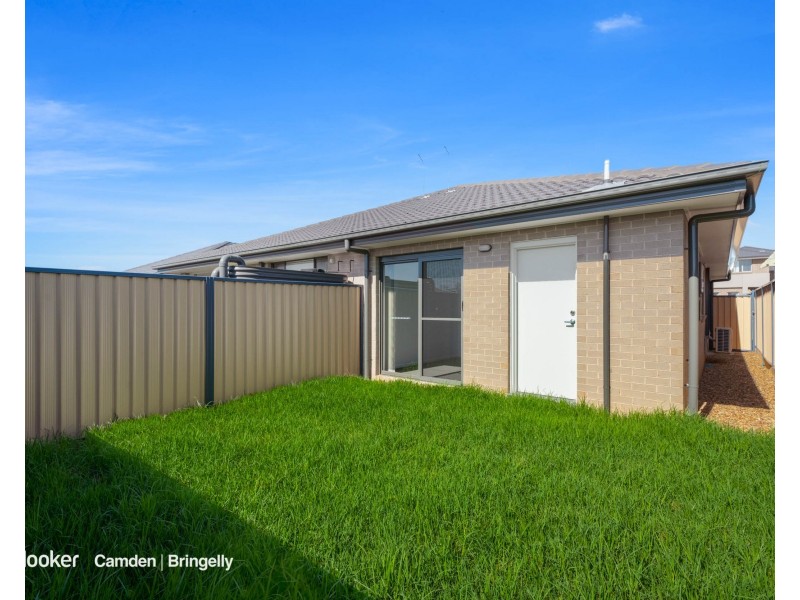 13A Manchuria Road, Edmondson Park NSW 2174