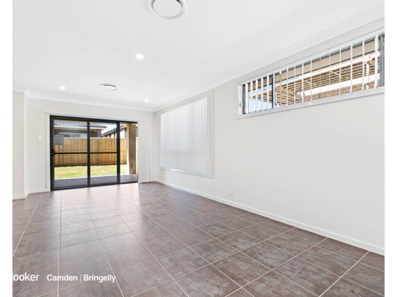 16 Beckhaus Street, Gregory Hills NSW 2557