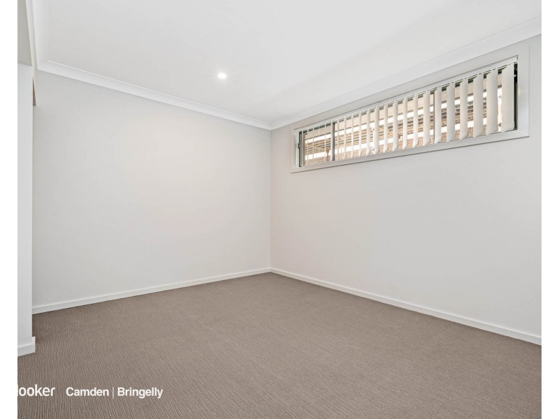 16 Beckhaus Street, Gregory Hills NSW 2557