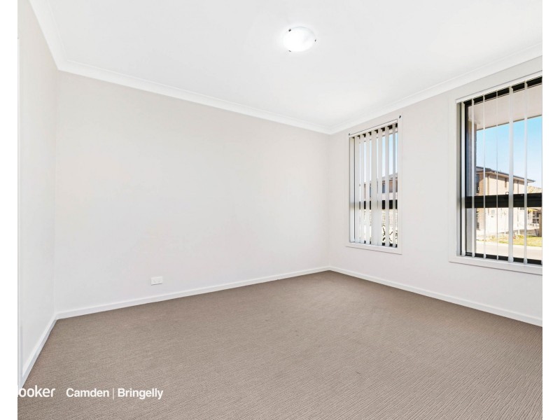 16 Beckhaus Street, Gregory Hills NSW 2557