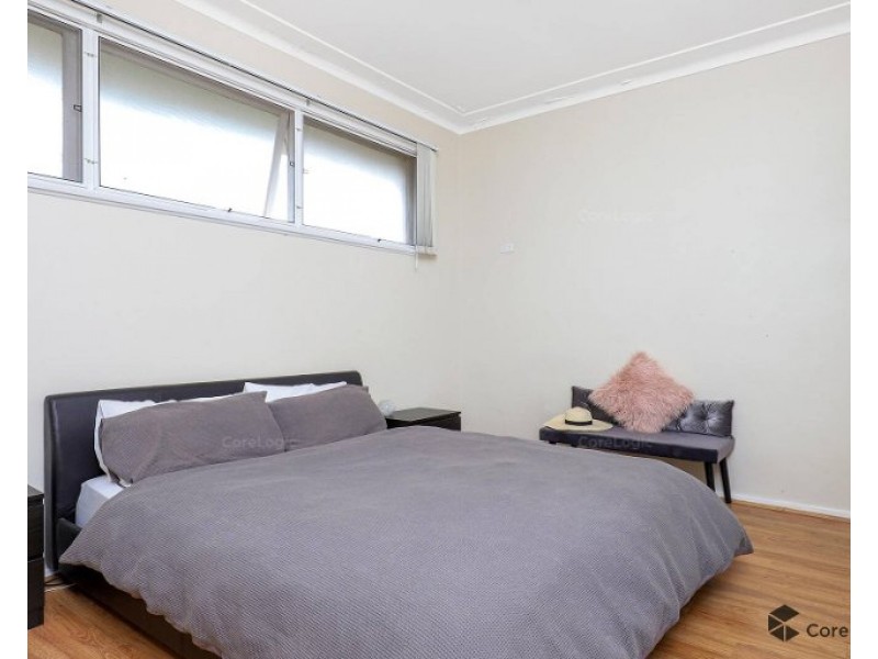 2 College Road, Campbelltown NSW 2560