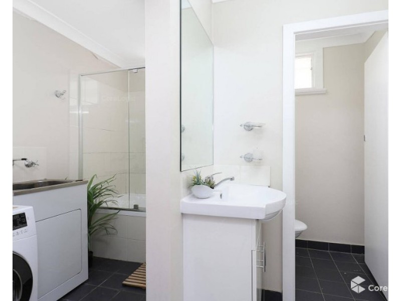 2 College Road, Campbelltown NSW 2560