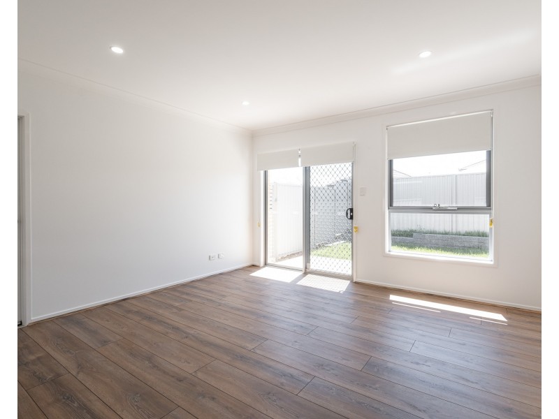 2 Cain Ave, Gregory Hills NSW 2557