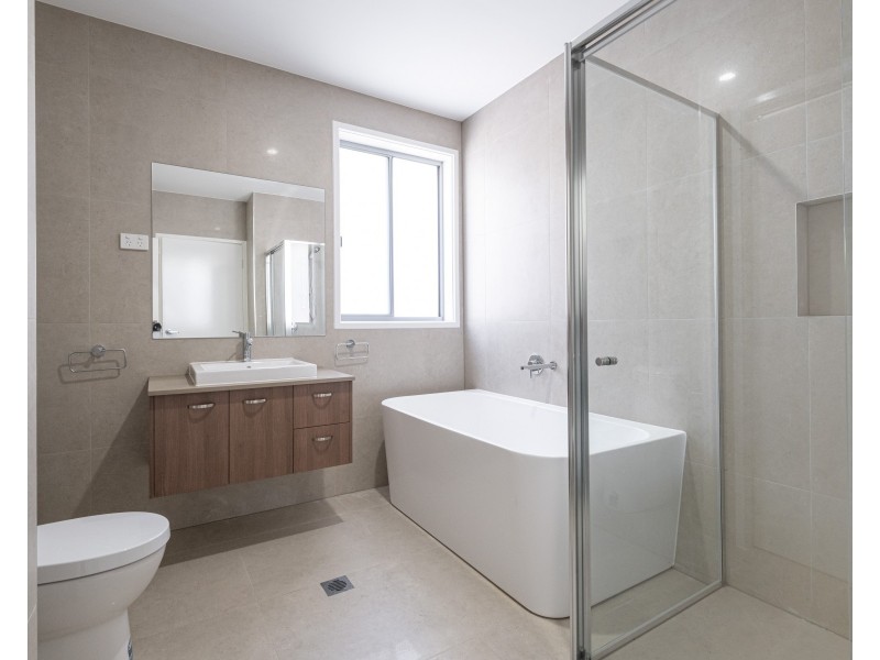 2 Cain Ave, Gregory Hills NSW 2557