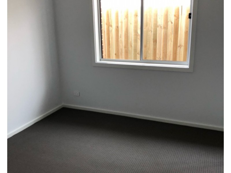 34 Air League Ave, Leppington NSW 2179