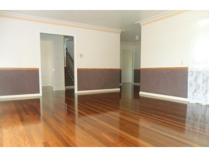 12 Lloyd Street, Walkervale QLD 4670