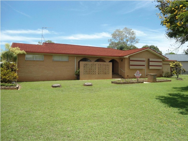 94 Boundary St, Walkervale QLD 4670