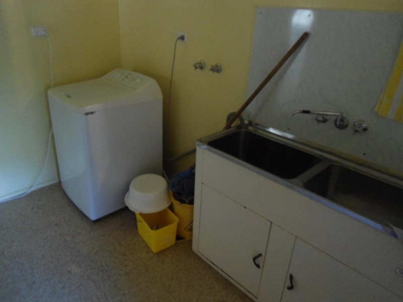 94 Boundary St, Walkervale QLD 4670