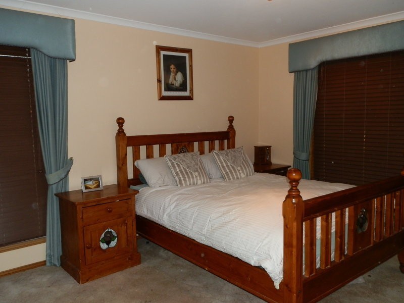 15 Artesian Road, Two Wells SA 5501