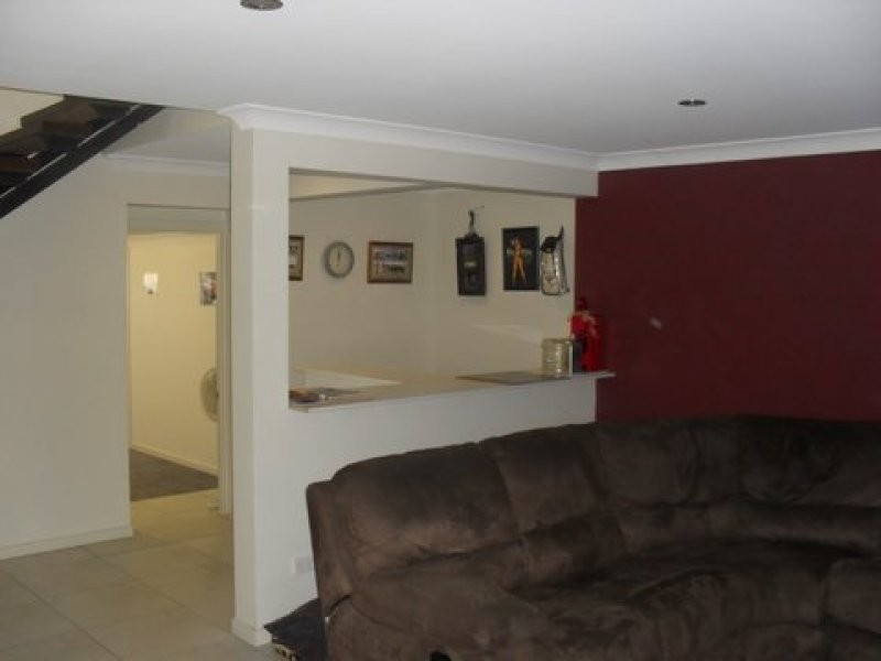1 Gillespie Street, Moura QLD 4718