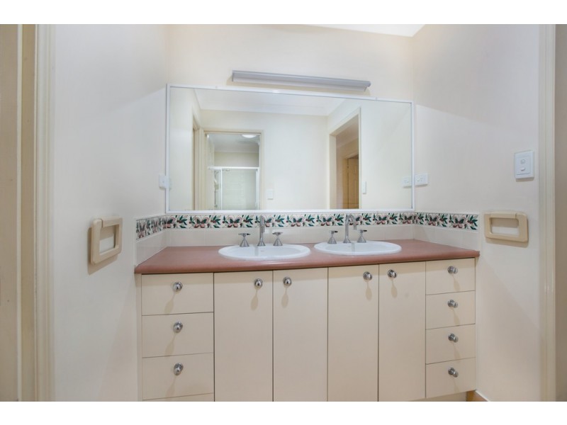 1 Pembroke Court, Alexandra Hills QLD 4161