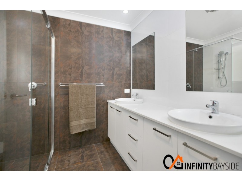 70A RANDALL ROAD, Birkdale QLD 4159