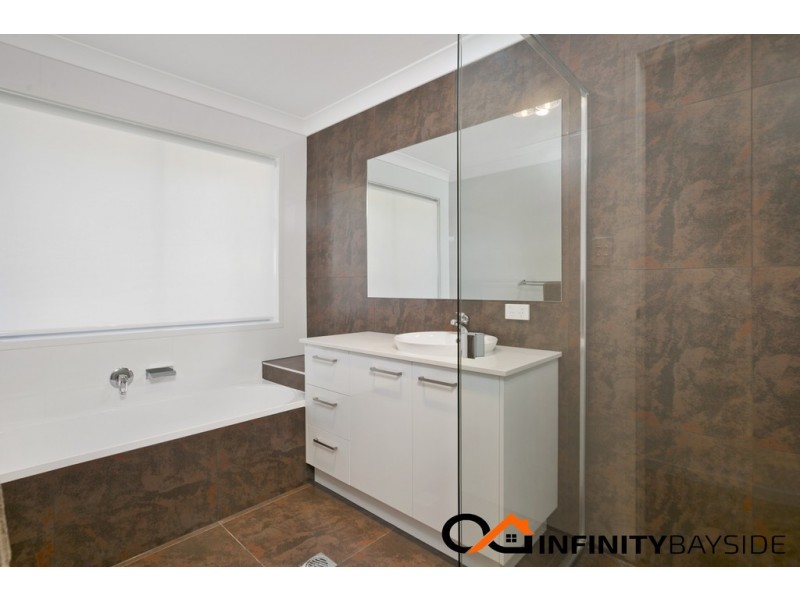 70A RANDALL ROAD, Birkdale QLD 4159