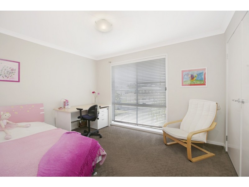 19 Hoskins Drive, Wellington Point QLD 4160