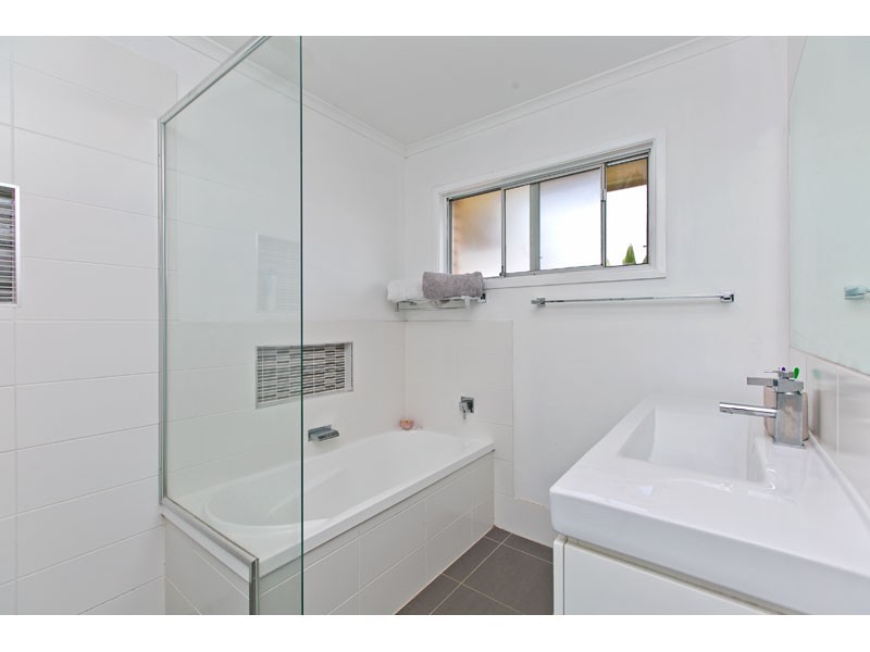 40 Allenby Rd, Alexandra Hills QLD 4161