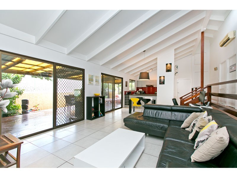 24 Sandpiper Street, Wellington Point QLD 4160