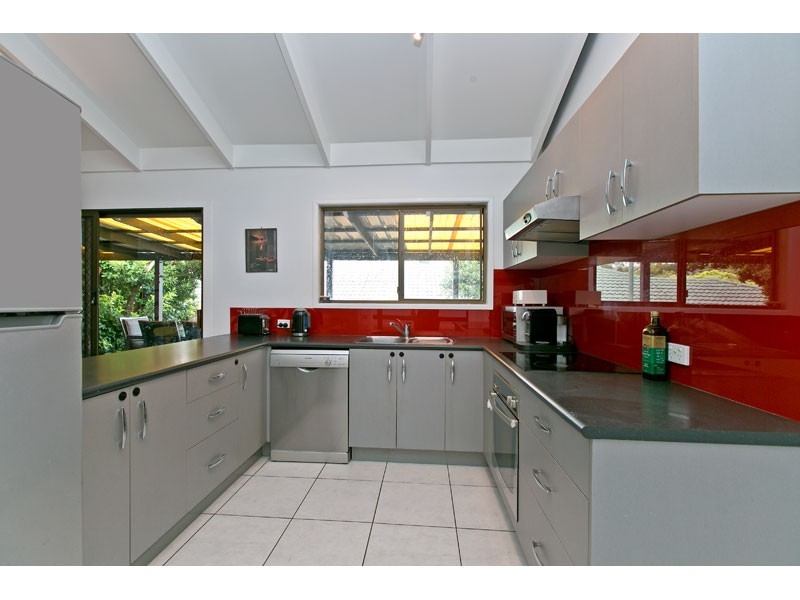 24 Sandpiper Street, Wellington Point QLD 4160